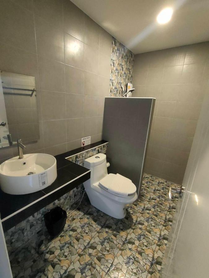 Wixky Hotel Nong Khai Εξωτερικό φωτογραφία