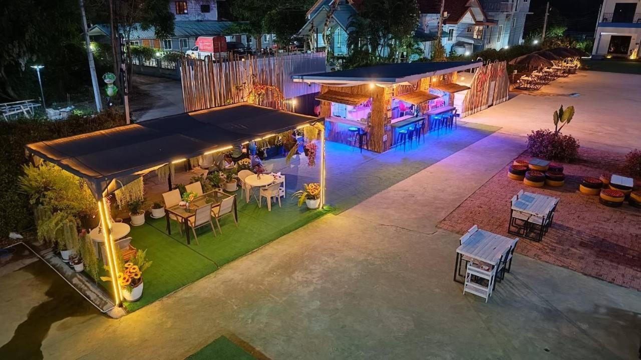 Wixky Hotel Nong Khai Εξωτερικό φωτογραφία